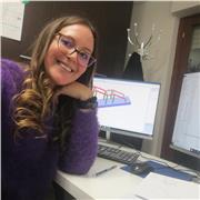 Offro lezioni private a bambini dalle scuole elementari alle medie per fargli apprendere le nozioni in modo semplice e chiaro.